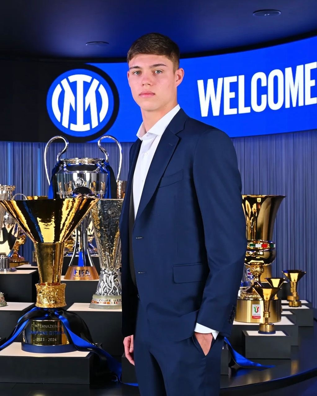 j9九游真人游戏第一品牌登录入口意媒:国米不准备外租帕拉西奥斯,相信他能逐渐融入球队体系