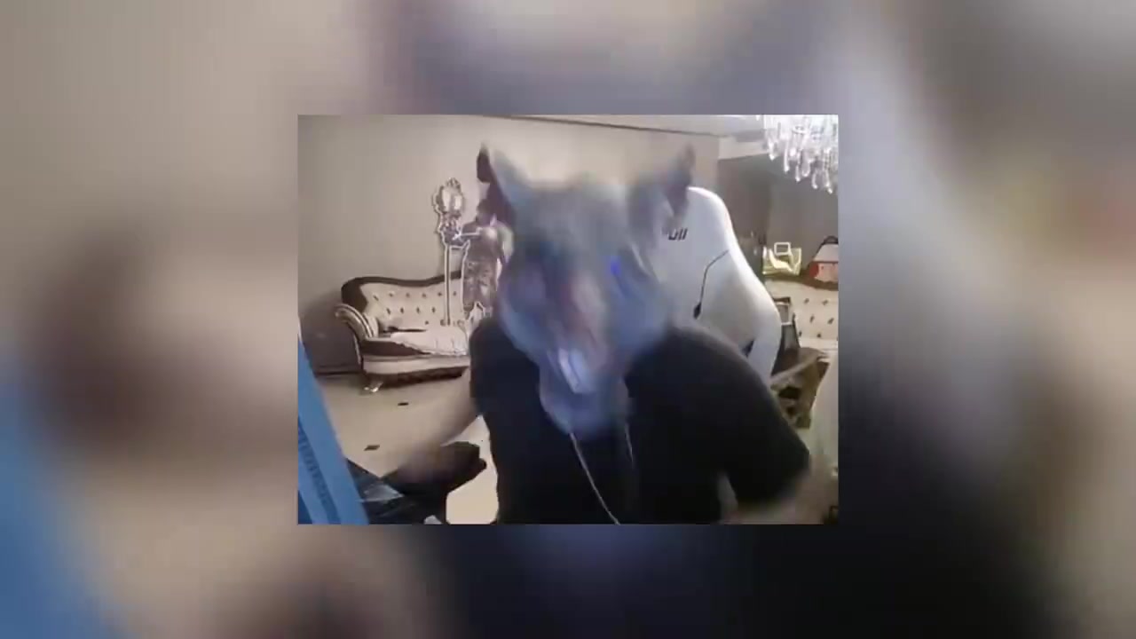 j9九游真人游戏第一平台姿态CS测试自己反应时间：正常差不多就这样啊！