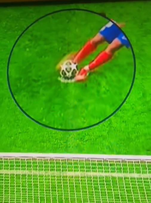 ag九游会亚洲真人第一品牌🤔阿尔瓦雷斯点射破门后,西蒙尼做“两次触球”手势嘲讽皇马